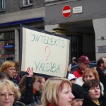 1 сентября работу оставят [570 рижских учителей]