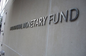 МВФ разрешил Латвии увеличить [дефицит до 13%]