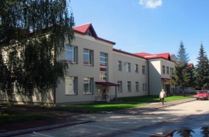 [Глава Айзкраукльской больницы будет] получать 180 латов