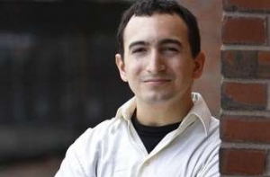 В США студент приговорен к штрафу [в 675 тысяч долларов за 30 скачанных песен]