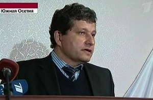 Кокойты [распустил правительство Южной Осетии]