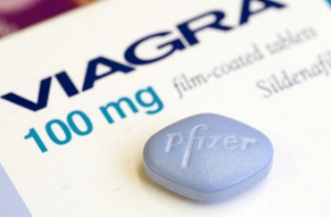 Британскому педофилу [запретили принимать «Виагру»]