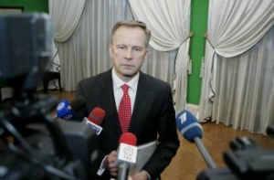 Глава Банка Латвии: правительству [нельзя тянуть с бюджетом-2010]