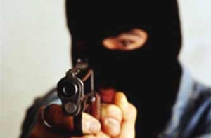 На выходных в [Риге ограбили игровой зал и магазин]