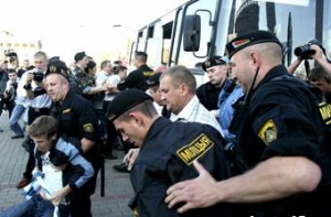 В Минске разогнана [акция протеста против ввода российских войск]