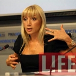 Орбакайте тайно готовит [документы для вывоза Дени в США]