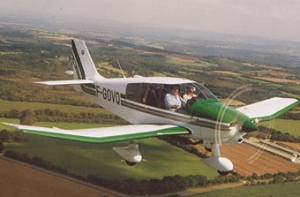 Французский пенсионер [разбил угнанный самолет]