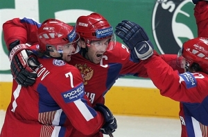 [Сборная России одержала первую] победу в хоккейном сезоне