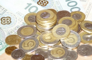 Жители Латвии [выбирают шоппинг в Польше]