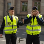 Дорожные полицейские в Латвии [берут взятки из-за низкой зарплаты]