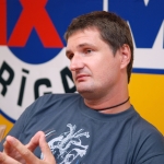 Стендзениекс: [насчет цинизма Мурниеце могла бы] помолчать