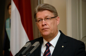 Затлерс ничего не знал [о предложении Домбровскиса Вике-Фрейберге]