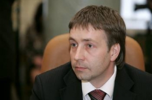 Министр: [«потолки» на пособия дадут бюджету] 19 млн латов