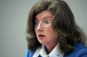 Судраба сравнила новую модель оплаты труда чиновников [с бардаком]