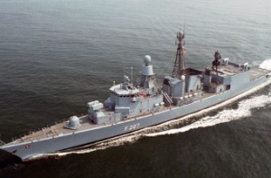 Немецкий фрегат «Бремен» [потопил две пиратские лодки]