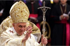 Бенедикт XVI впервые [посетит римскую синагогу]