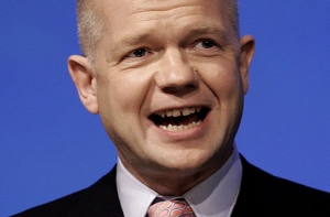 Тори: Глава МИД Великобритании [должен извиниться перед ТБ/ДННЛ]