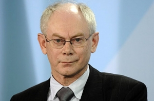 Британские журналисты [обозвали Президента Евросоюза клоуном]