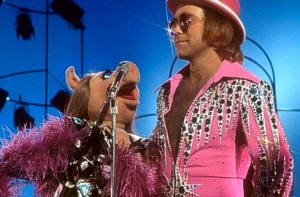 Элтон Джон [серьезно болен]