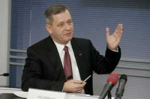 Слактерис: правительство [не ошиблось при перенятии Parex]