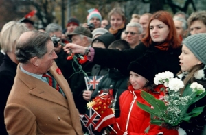В Канаде принца Чарльза [забросали яйцами]