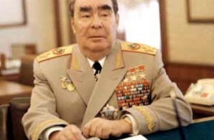 Медведев не хочет, чтобы [в нем видели Брежнева]