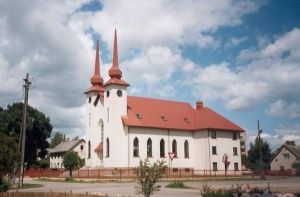 В кризис резко [снизились доходы у церкви]