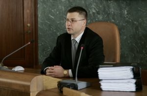 Домбровскис: Все решения по бюджету-2010 [уже приняты]