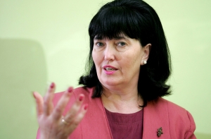 Правительство уволило [директора трудовой инспекции]