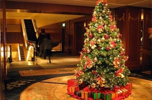 На пенсионерку в Германии [упала елка]