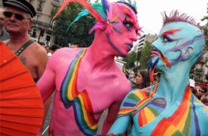 Создан первый комикс о [супергероях-геях]