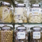 Опрос: 80% жителей готовы лечиться [гомеопатическими средствами]