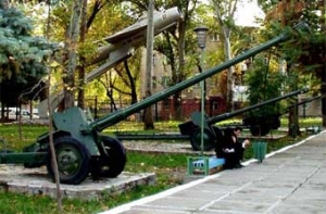 В ташкентском Парке боевой славы [демонтировали советские памятники]