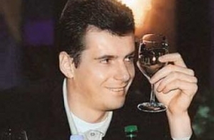 Перед олигархом извинились [за скандал в Куршевеле]