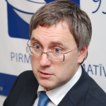 Заланс [за использование рабочего авто] предлагает платить 15 латов в месяц