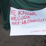 Домбровскис написал [голодающим большое письмо]