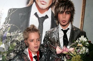 Сергей Зверев усыновил [Сережу в иркутском детдоме]