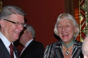 Депутаты из ордена сделают брошь