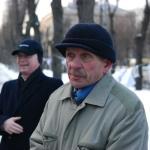 Обитатели [палаточного городка работают] над своим сайтом