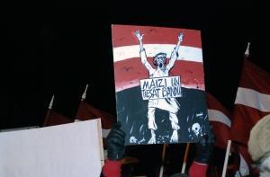 Политологи советуют политикам [думать головой]