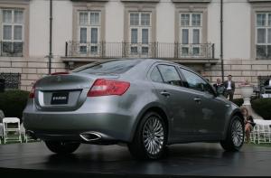 Suzuki повысила прогноз годовой прибыли
