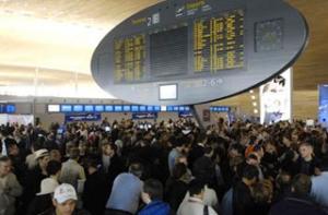 В Греции парализовано авиасообщение