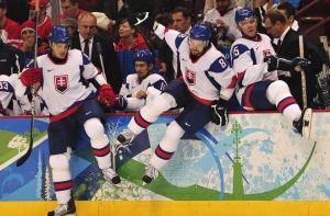 На хоккейном турнире Игр-2010 определились все участники 1/4 финала