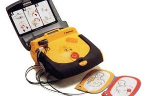 Швейцарских проституток научат проводить дефибрилляцию