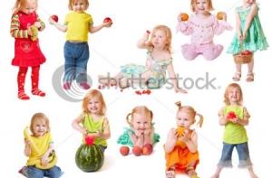 Школьников накормят фруктами