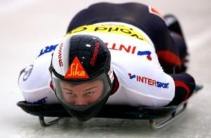 Дукурс лидирует после первого дня соревнований