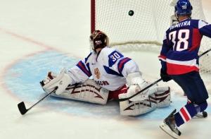 Сборная России по хоккею проиграла словакам