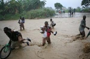 Гаитянские родители сами отдали детей миссионерам из США