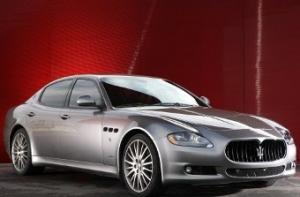 Немецкий филантроп купил «Мазерати» на пожертвования бомжам