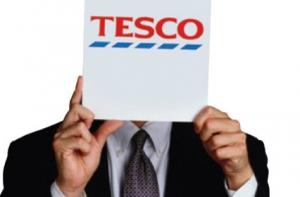 Руководство Tesco запретило брать детей на руки в супермаркетах